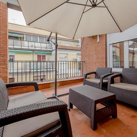 Atico X9 Pax Con Gran Terraza En El La Latina Apartment Madrid Luaran gambar